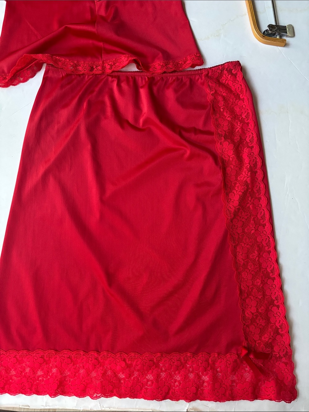 True Vintage 70’s Red Satin Lace Camisole Skirt Slip Set Matching Coordinating S - Picture 15 of 17